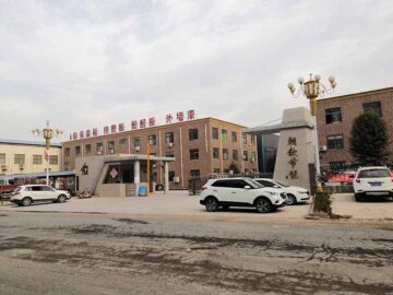 那種A級(jí)防火保溫板物美價(jià)廉？咨詢朝欽節(jié)能生產(chǎn)廠家，都是出廠價(jià)