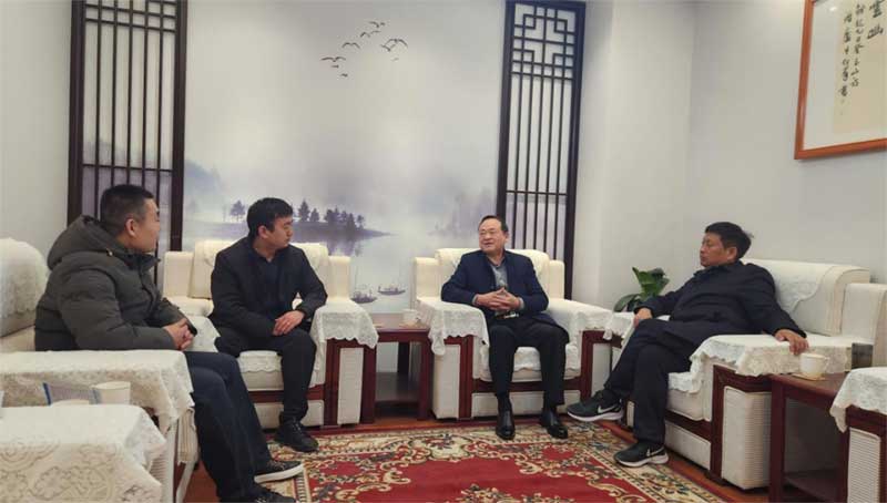 與河南**、固天下防水高層共商建筑修繕行業(yè)未來(lái)與發(fā)展